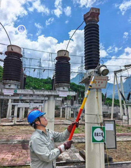 避雷器泄露电流检测